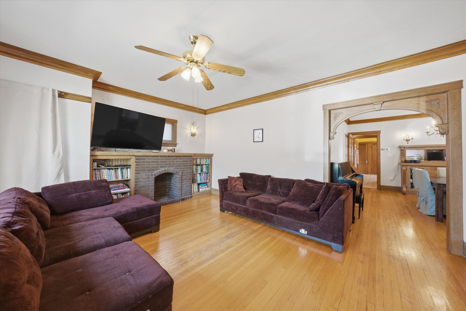 3032 Wisconsin Avenue, Berwyn, IL