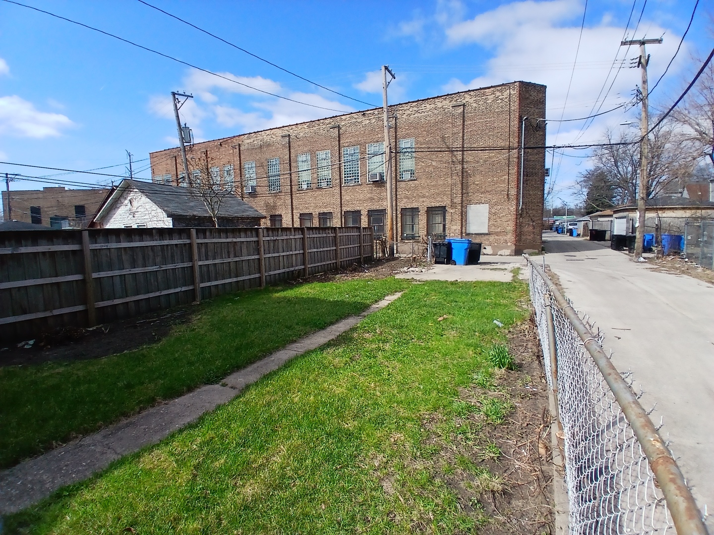 7614 S Dante Avenue, Chicago, IL