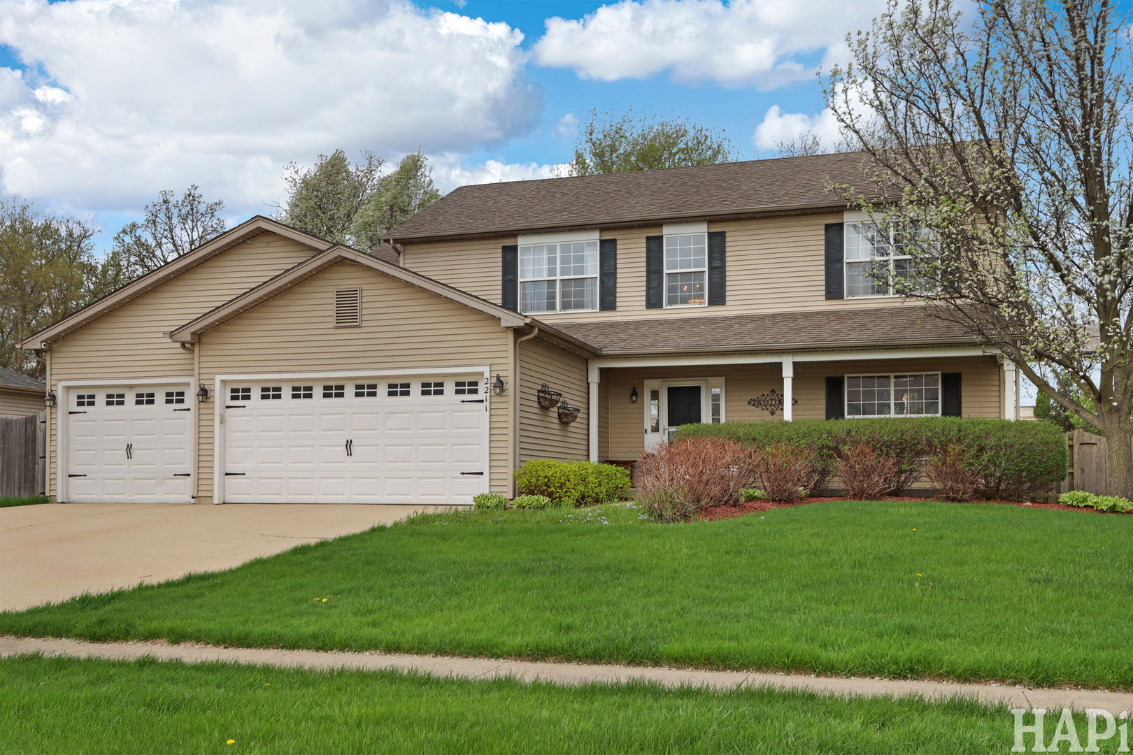 2211 Hazelwood Drive, McHenry, IL