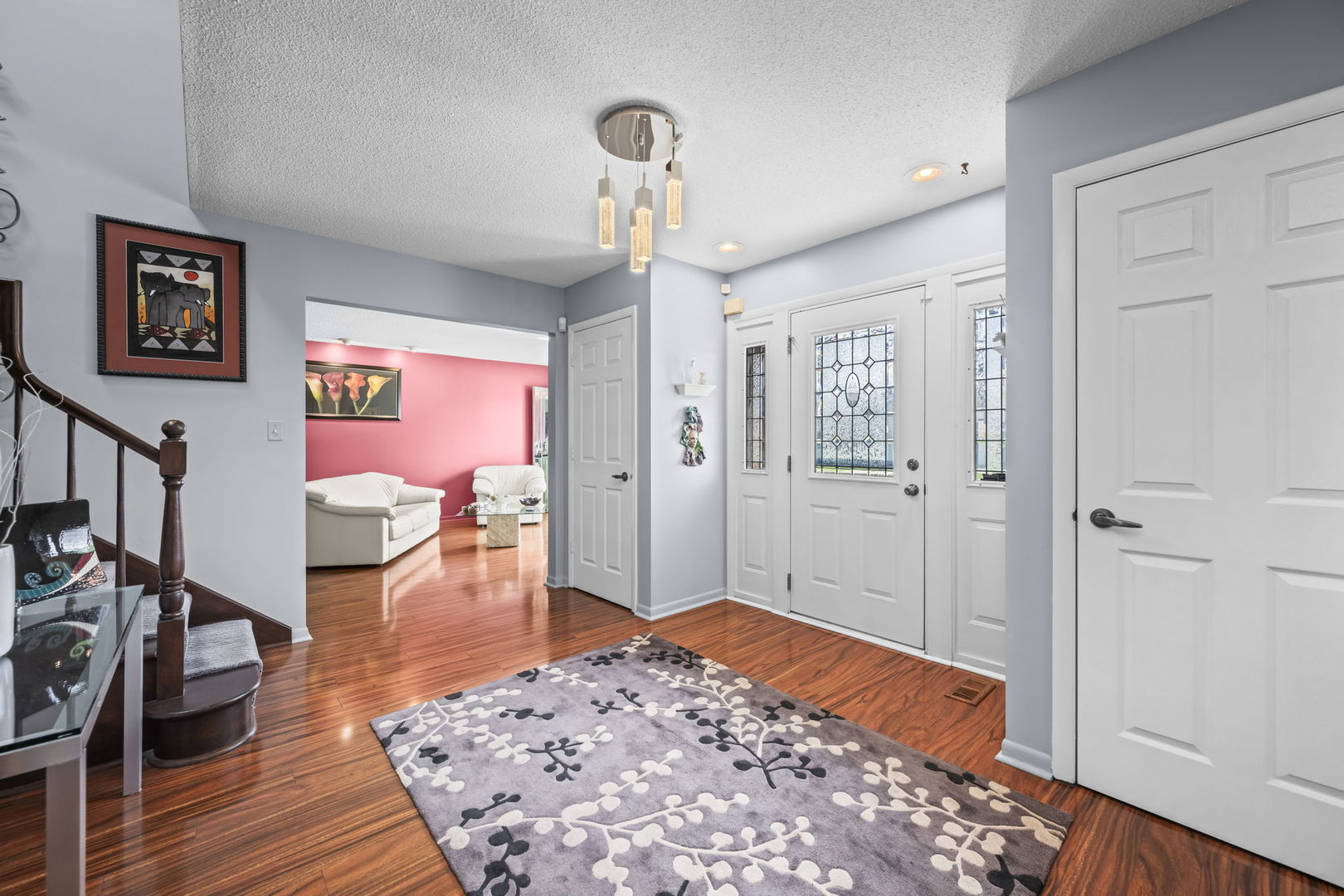 4328 Phyllis Drive, Northbrook, IL