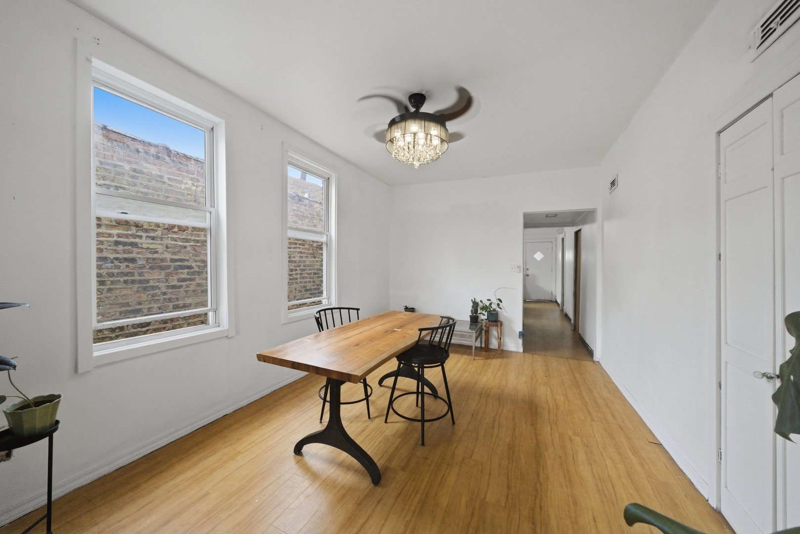 3828 S Honore Street, Chicago, IL