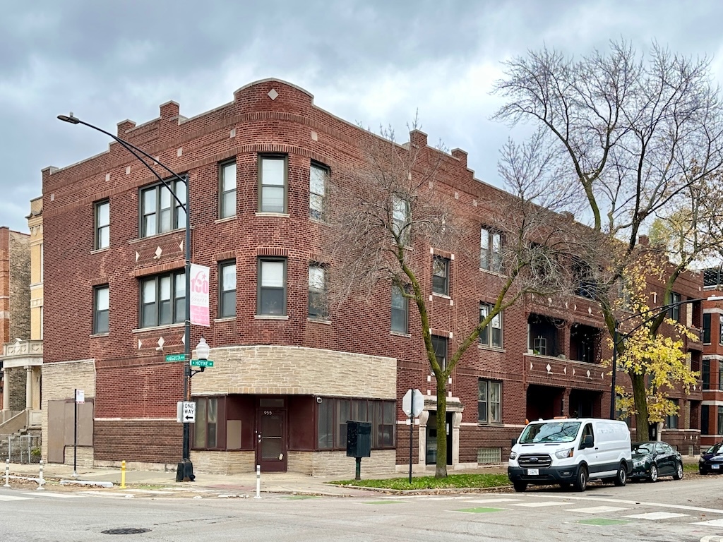 951 N Hoyne Avenue #3, Chicago, IL