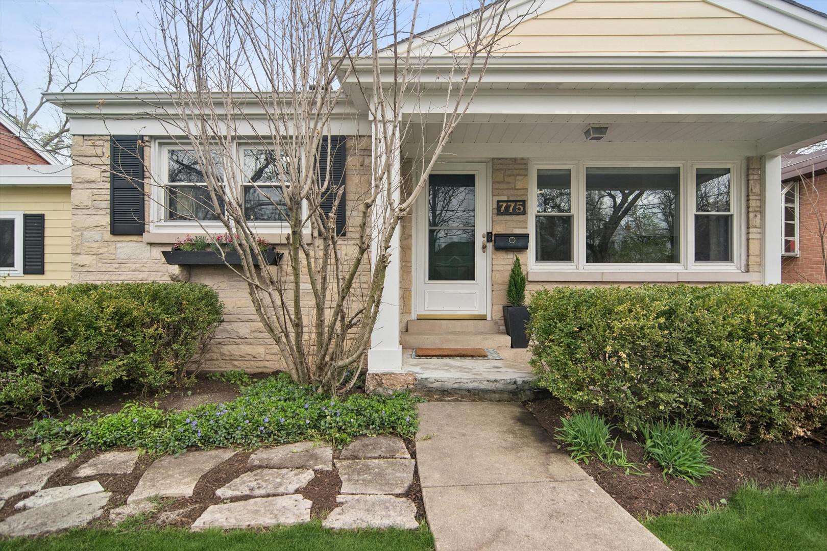 775 Broadview Avenue, Highland Park, IL