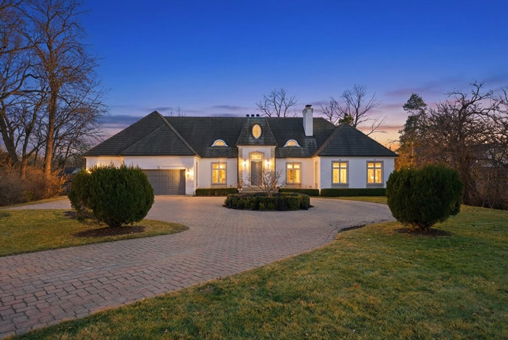 11361 W Plainfield Road, Indian Head Park, IL