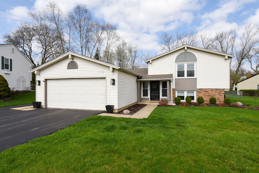 1112 N Old Bridge Road, Palatine, IL