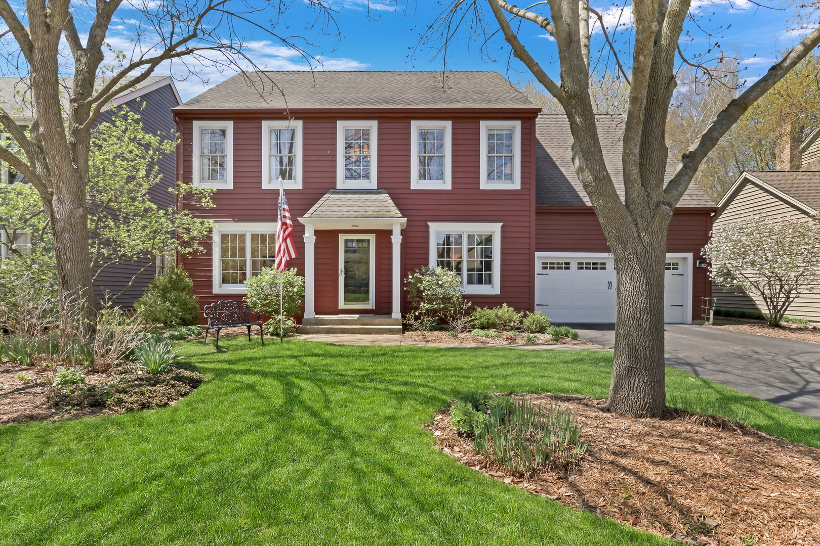 983 Mount Vernon Drive, Grayslake, IL