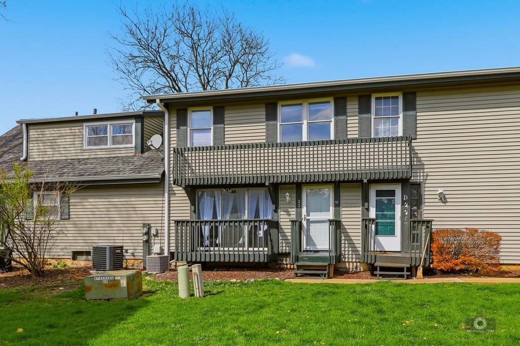 226 Elkhorn Court #B, Bolingbrook, IL