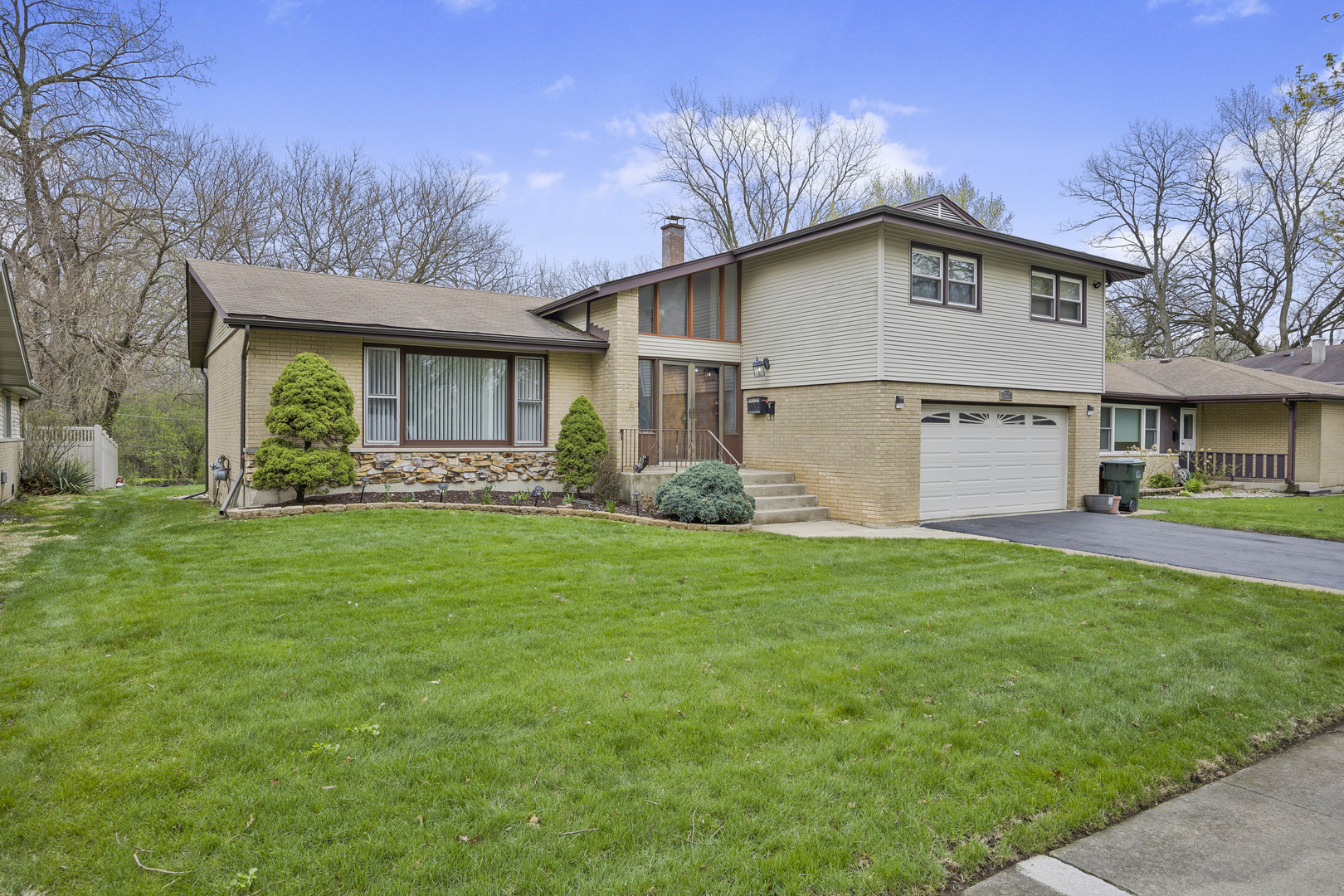 19213 Center Avenue, Homewood, IL