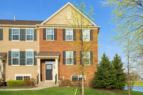 710 Springside Court, Oswego, IL