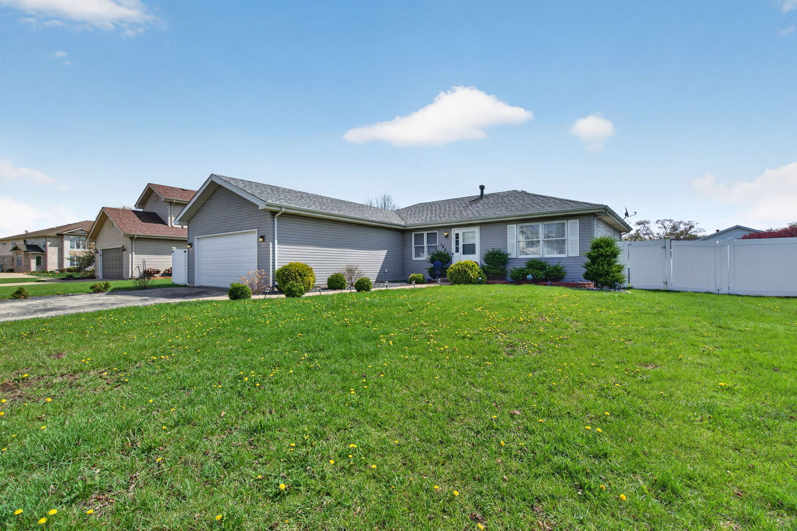 1486 Bradley Way, Bourbonnais, IL
