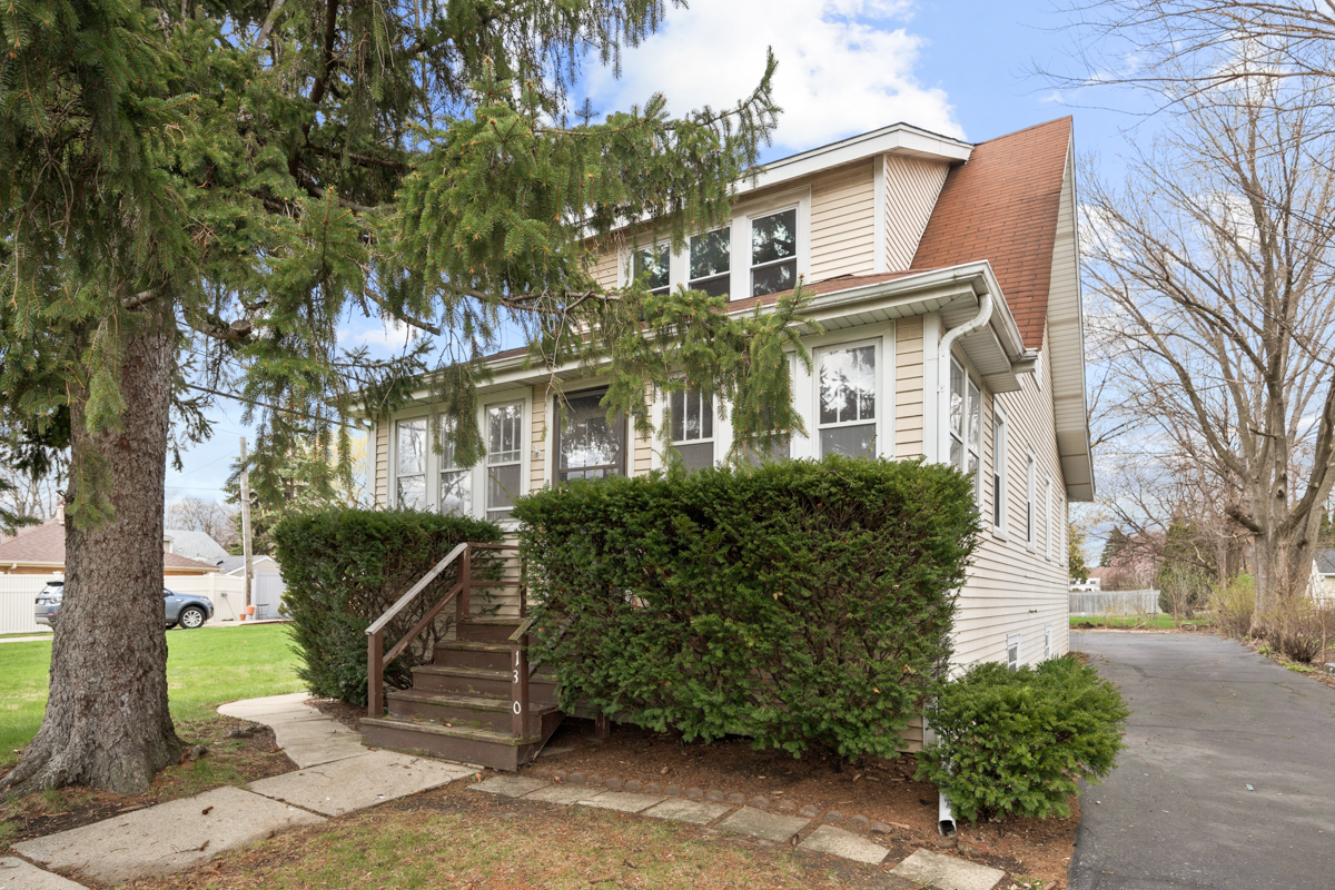 130 W Washington Street, Villa Park, IL