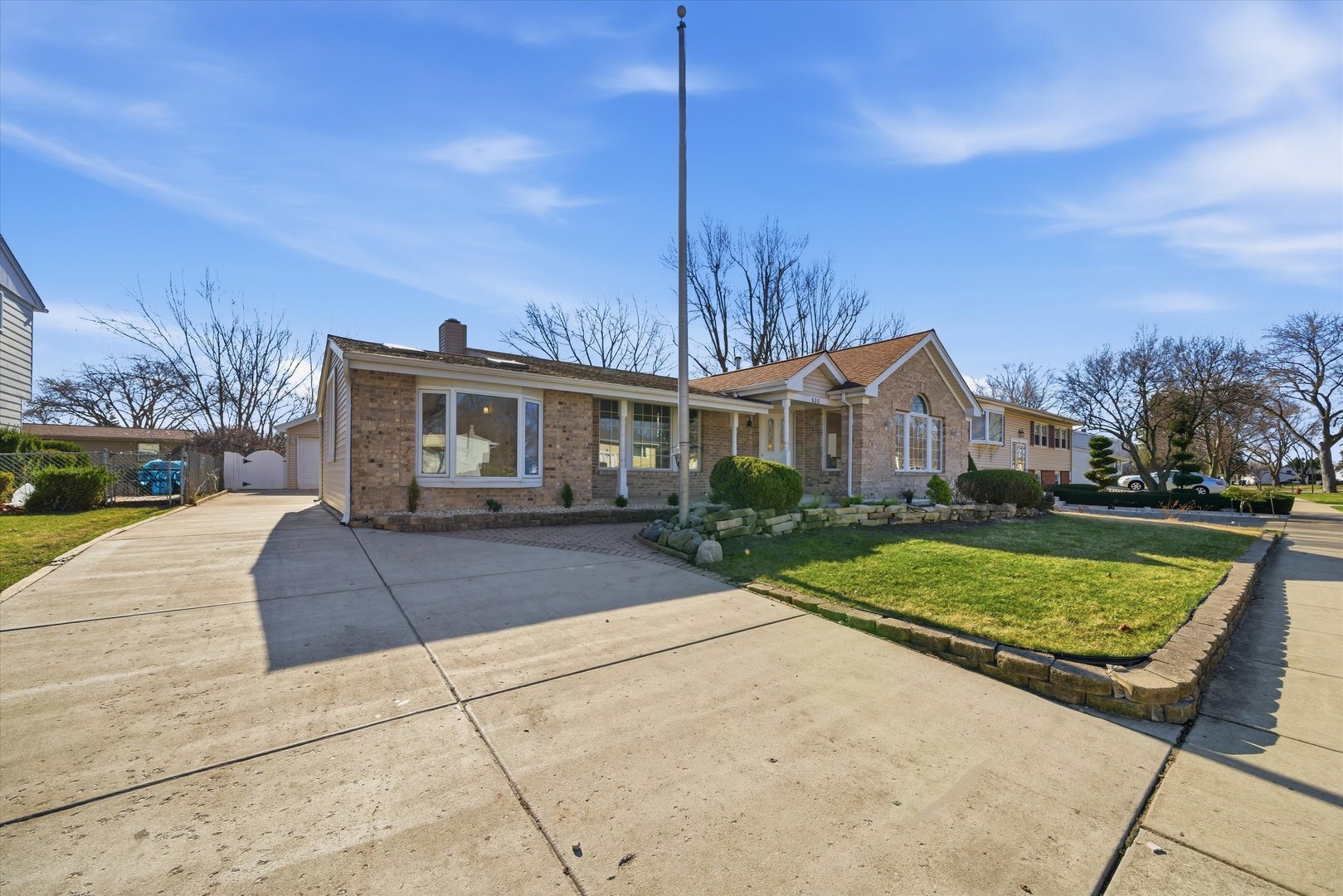 535 Weidner Road, Buffalo Grove, IL
