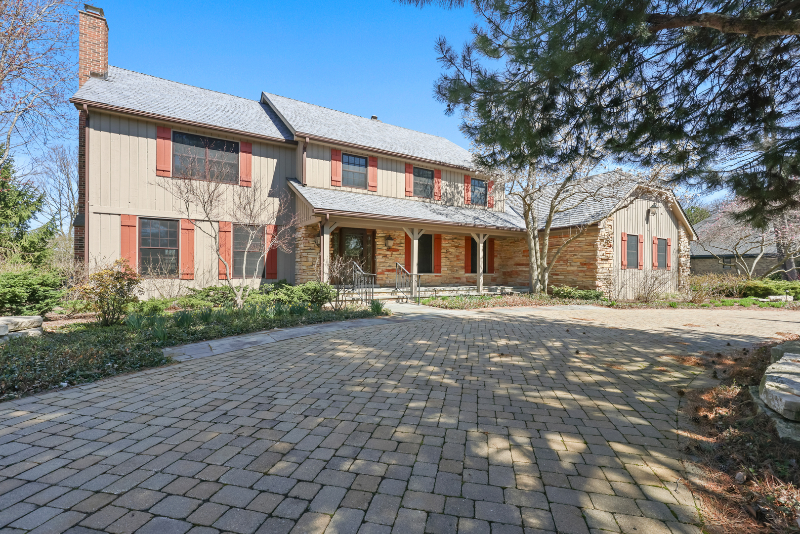 4143 Three Lakes Court, Long Grove, IL