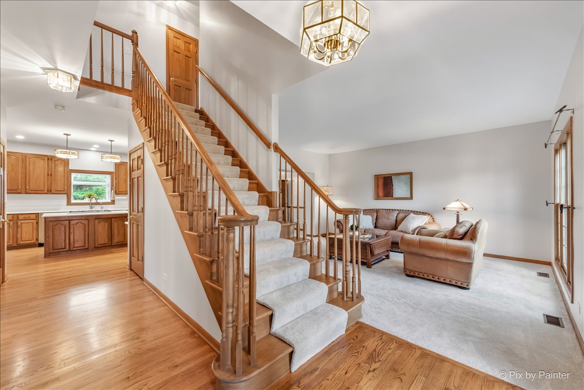 1405 Elk Trail, Cary, IL