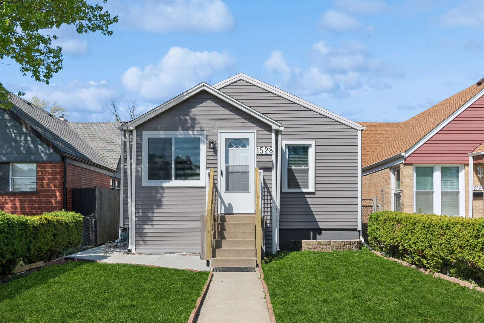 1528 N 39th Avenue, Stone Park, IL