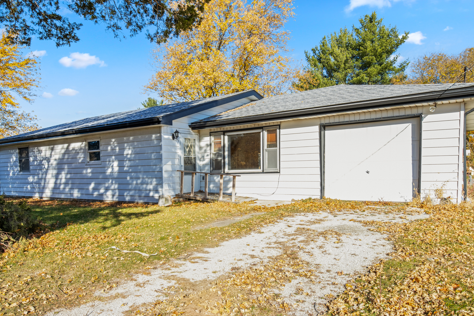 5827 E 3500s Road, St. Anne, IL