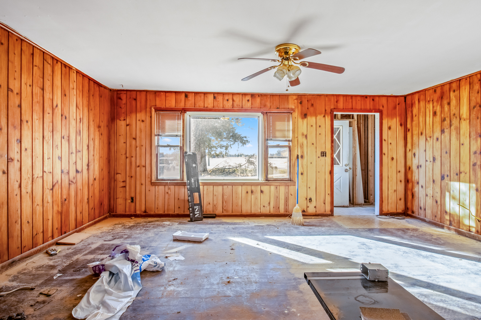 5827 E 3500s Road, St. Anne, IL