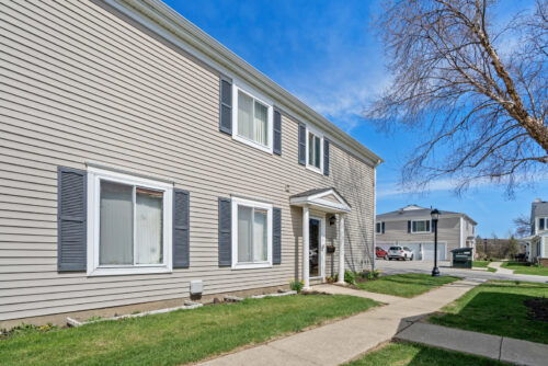 1220 Cove Drive #224D, Prospect Heights, IL