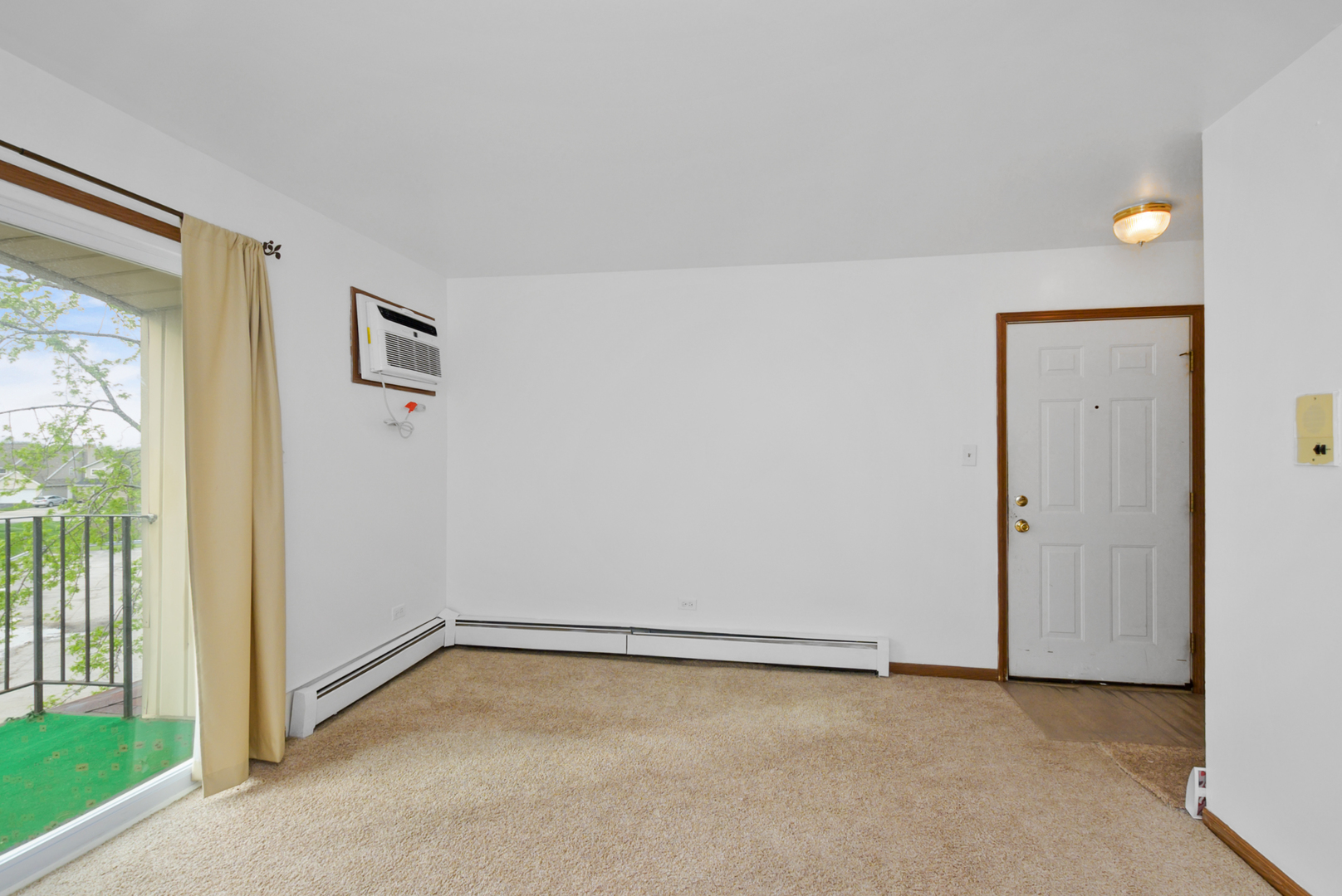 17975 Huntleigh Court #301, Country Club Hills, IL