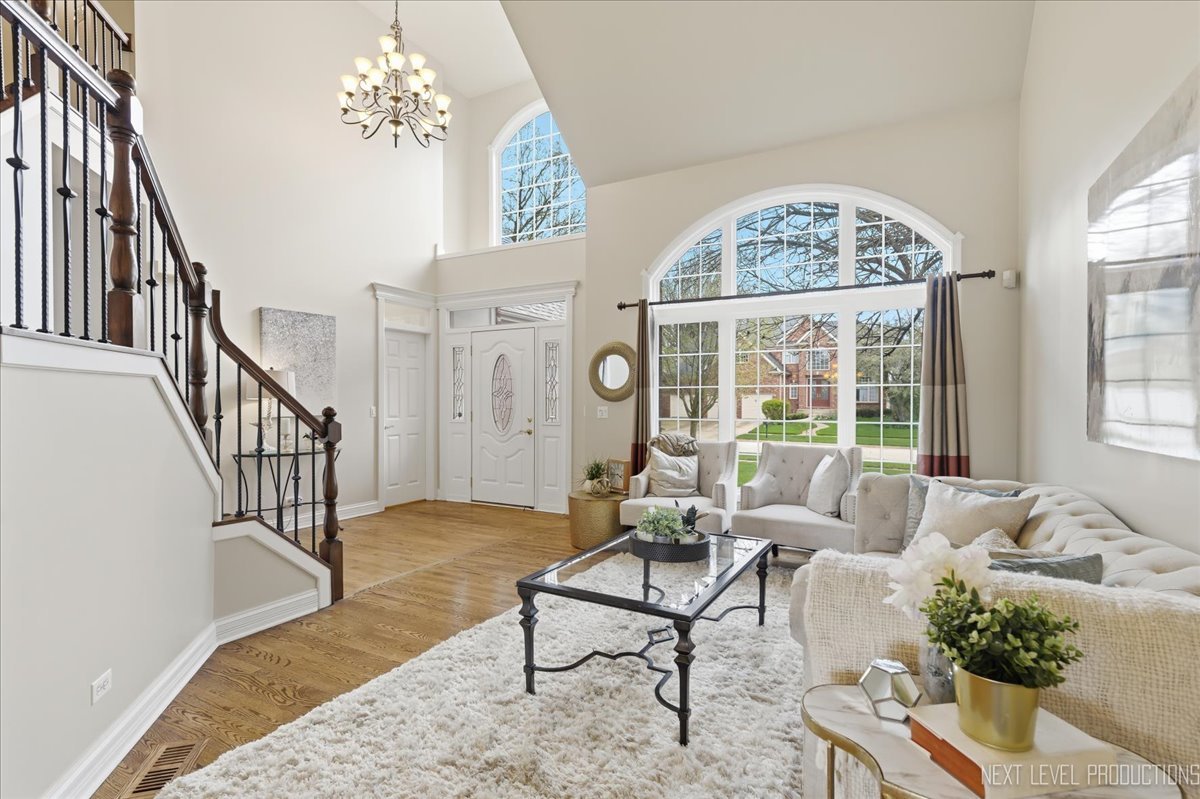 2595 Ginger Woods Drive, Aurora, IL