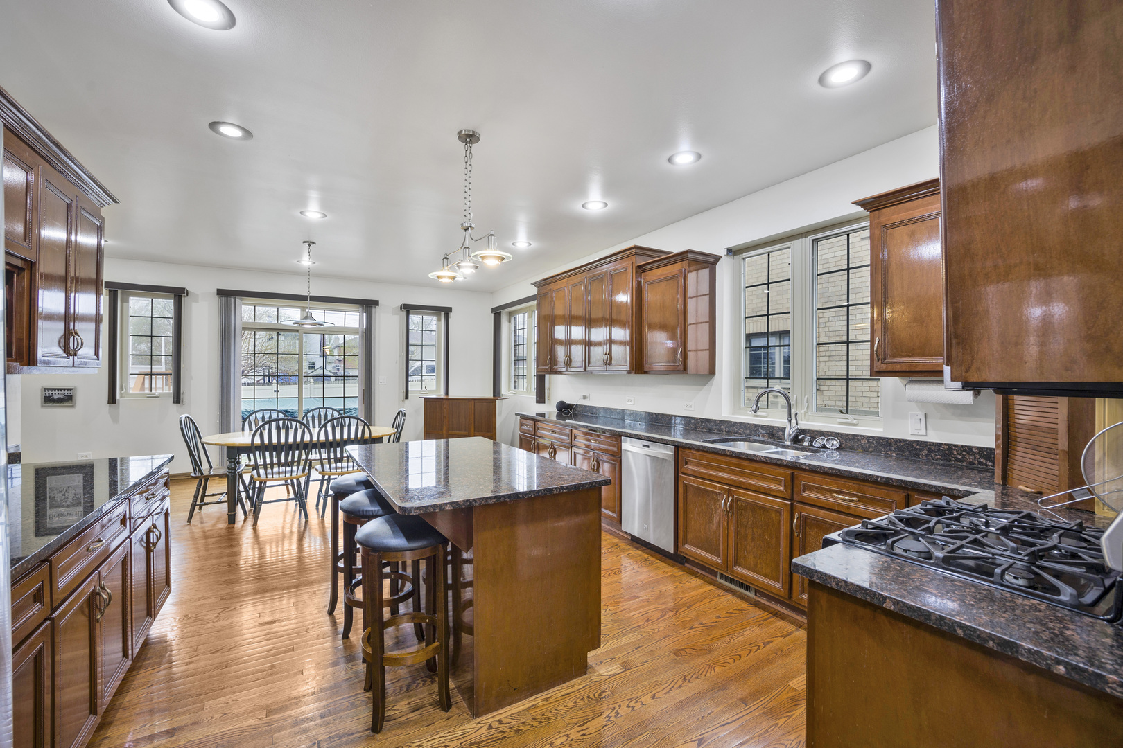 9746 Merrimac Avenue, Oak Lawn, IL