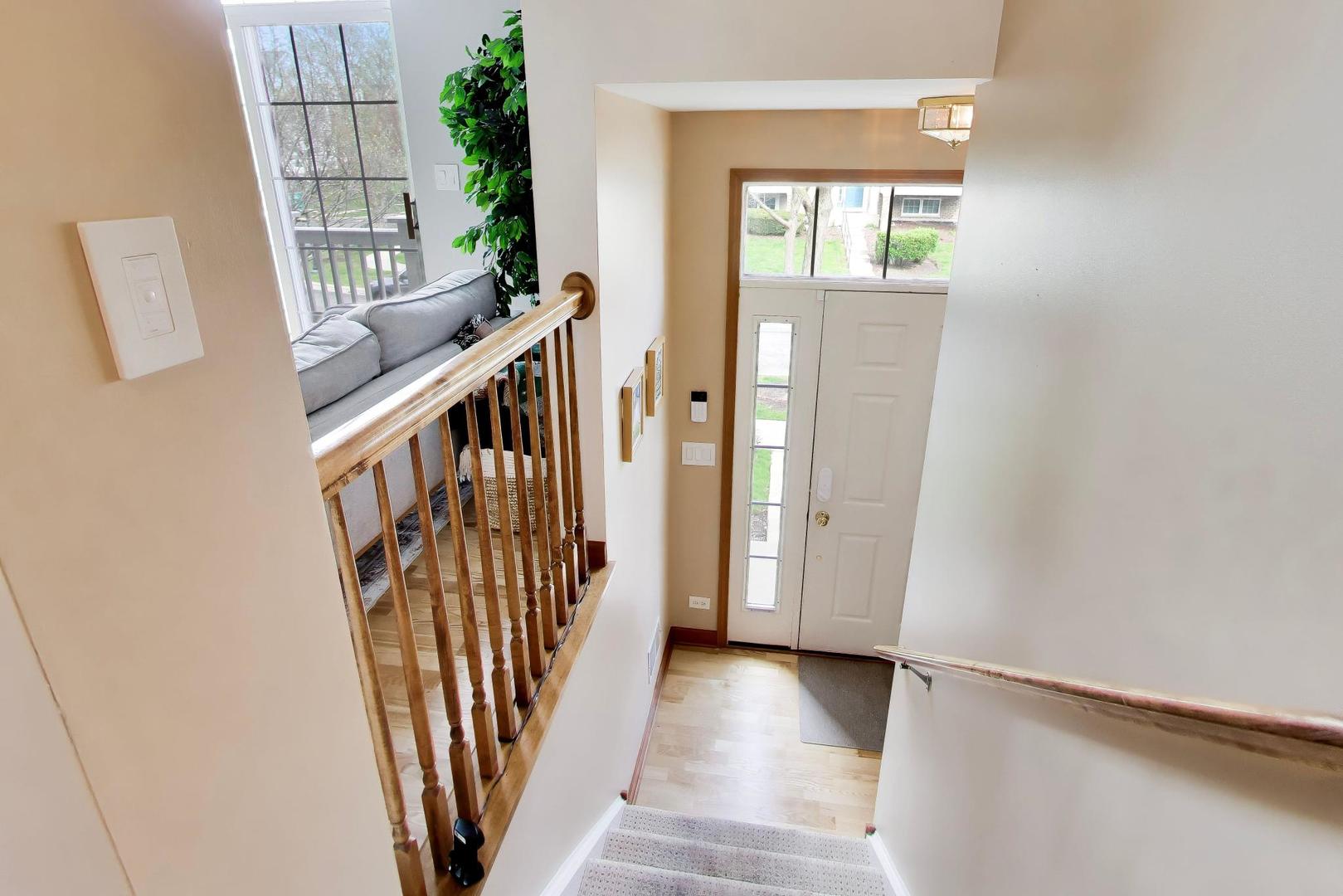 1139 Orangery Court, Carol Stream, IL