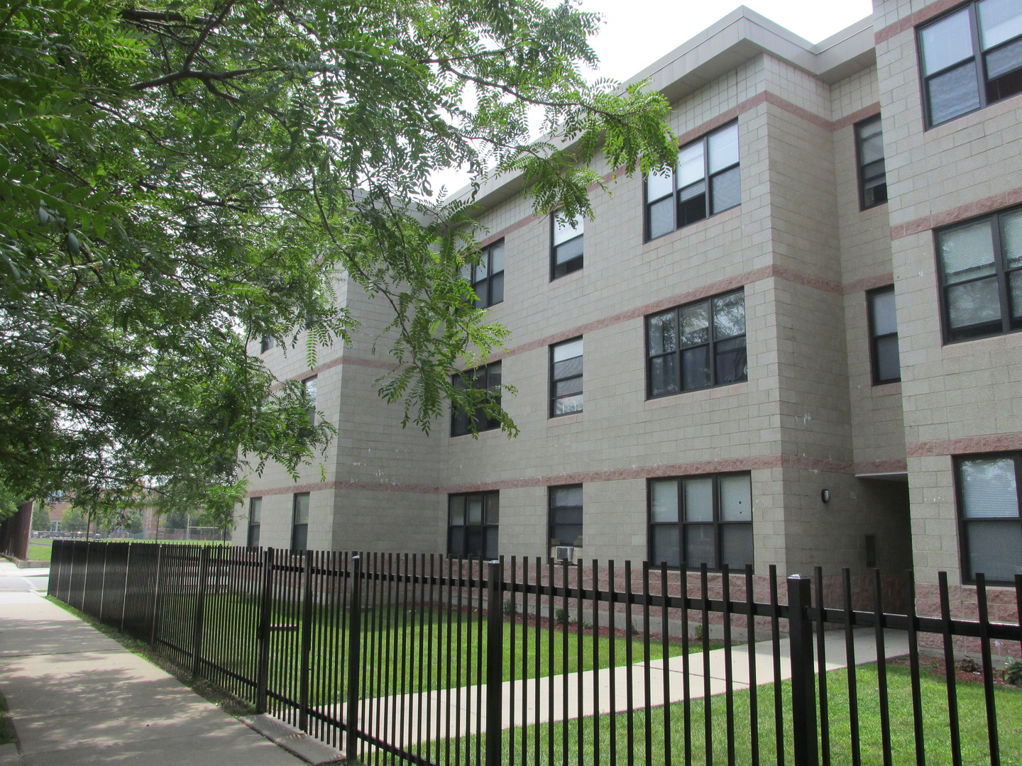 4752 S Wabash Avenue #203, Chicago, IL