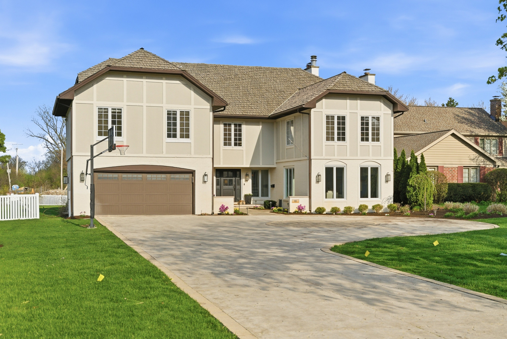 11 Princeton Road, Hinsdale, IL