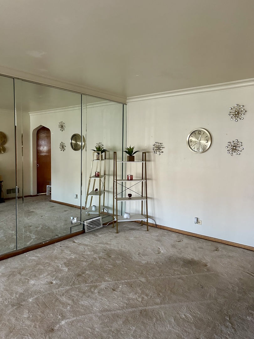 12334 S Loomis Street, Calumet Park, IL