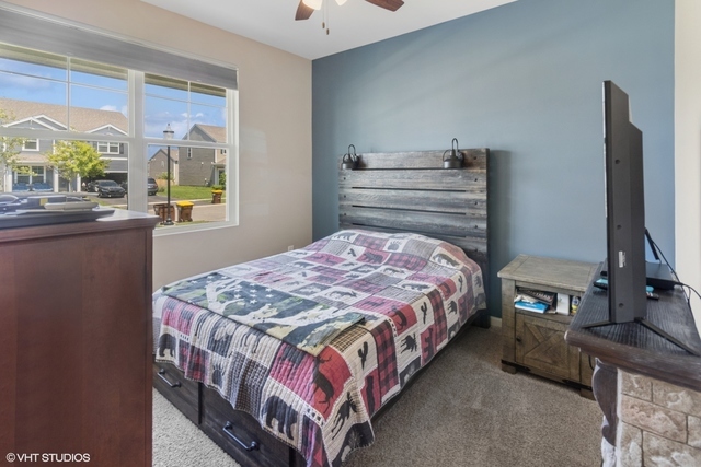 6813 Cobble Springs Lane, Wonder Lake, IL