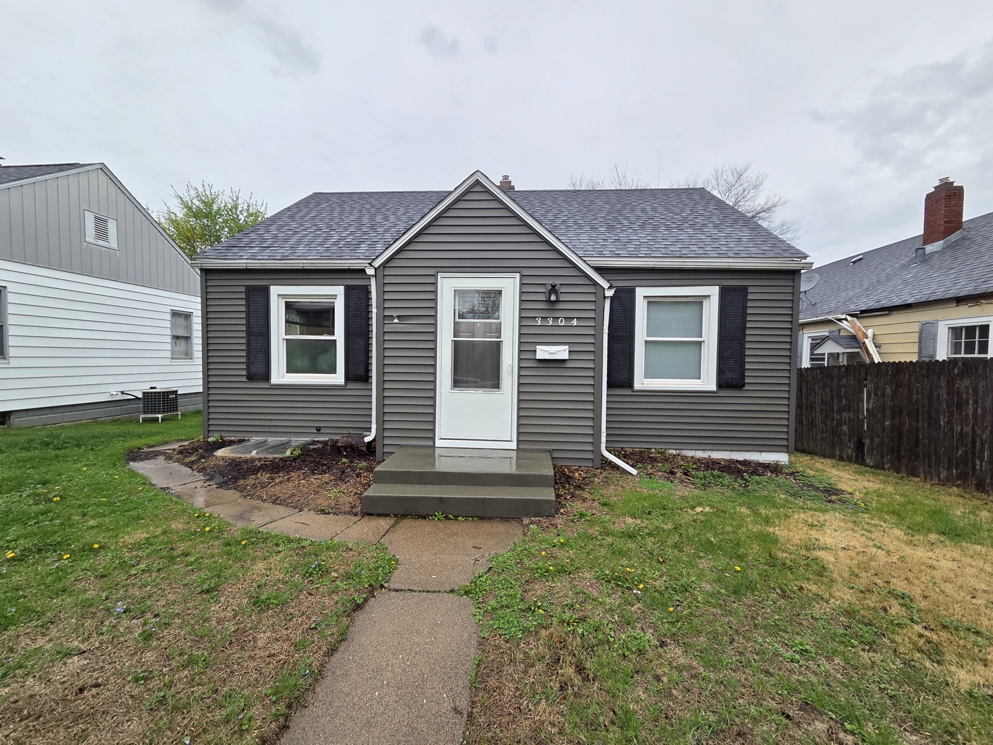 3304 12th Street, Rock Island, IL