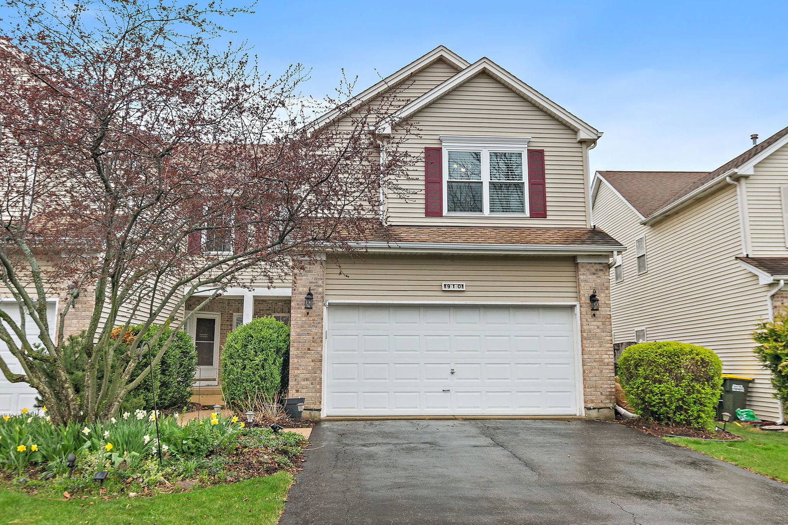 910 Cynthia Lane, Lake In The Hills, IL