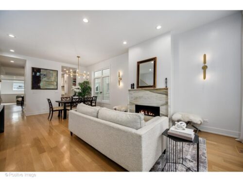 1845 W Wellington Avenue, Chicago, IL