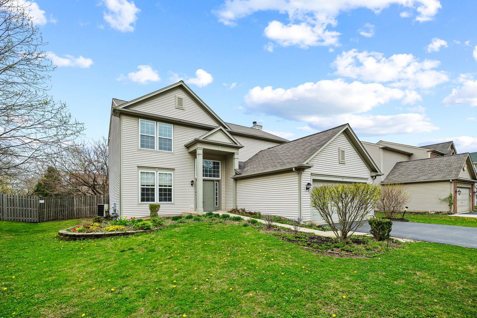 9 Lilac Court, Bolingbrook, IL