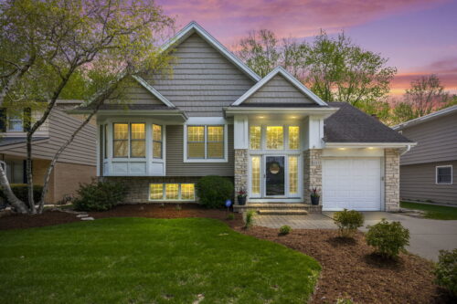 831 S Dryden Place, Arlington Heights, IL