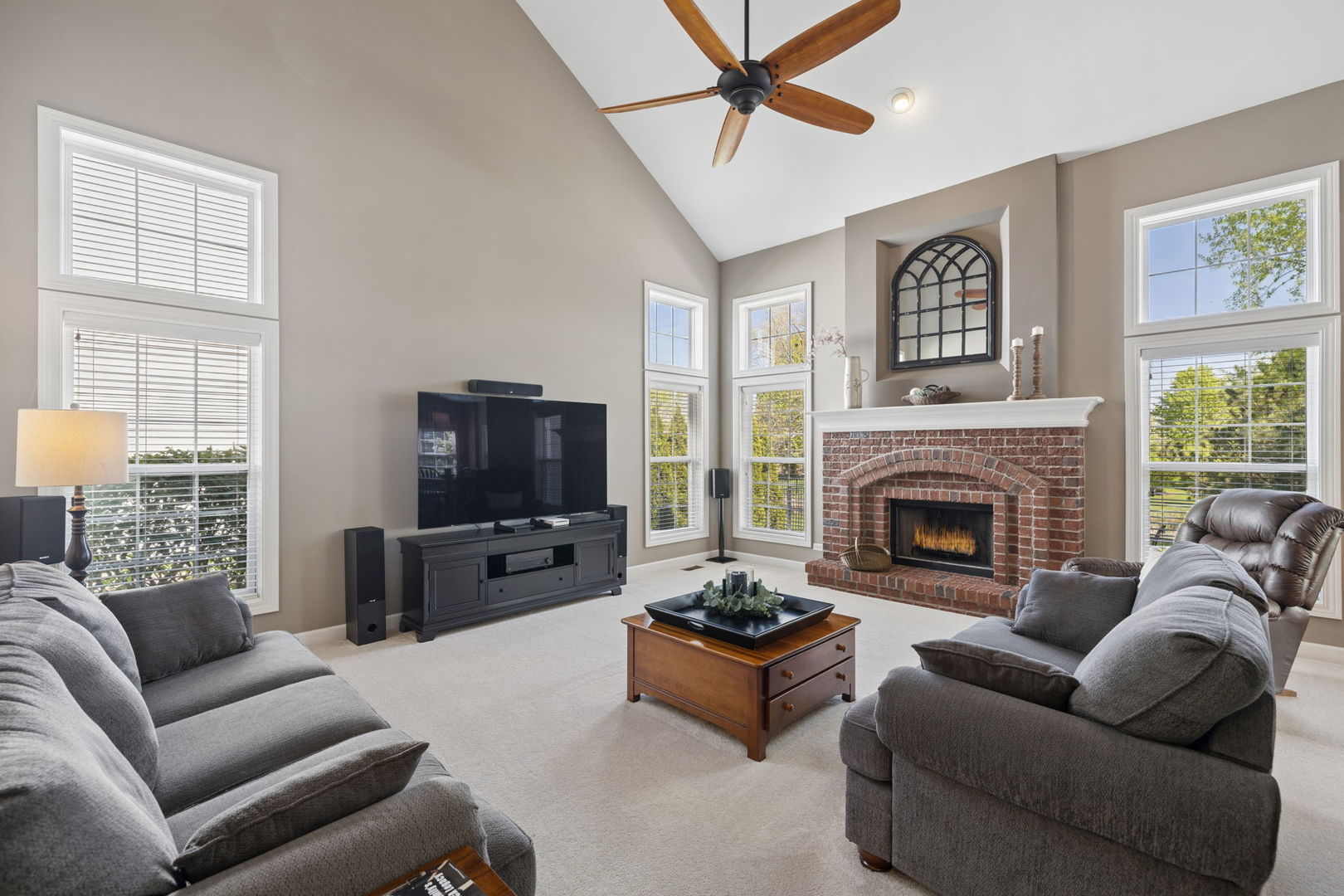 26404 W Red Apple Road, Plainfield, IL