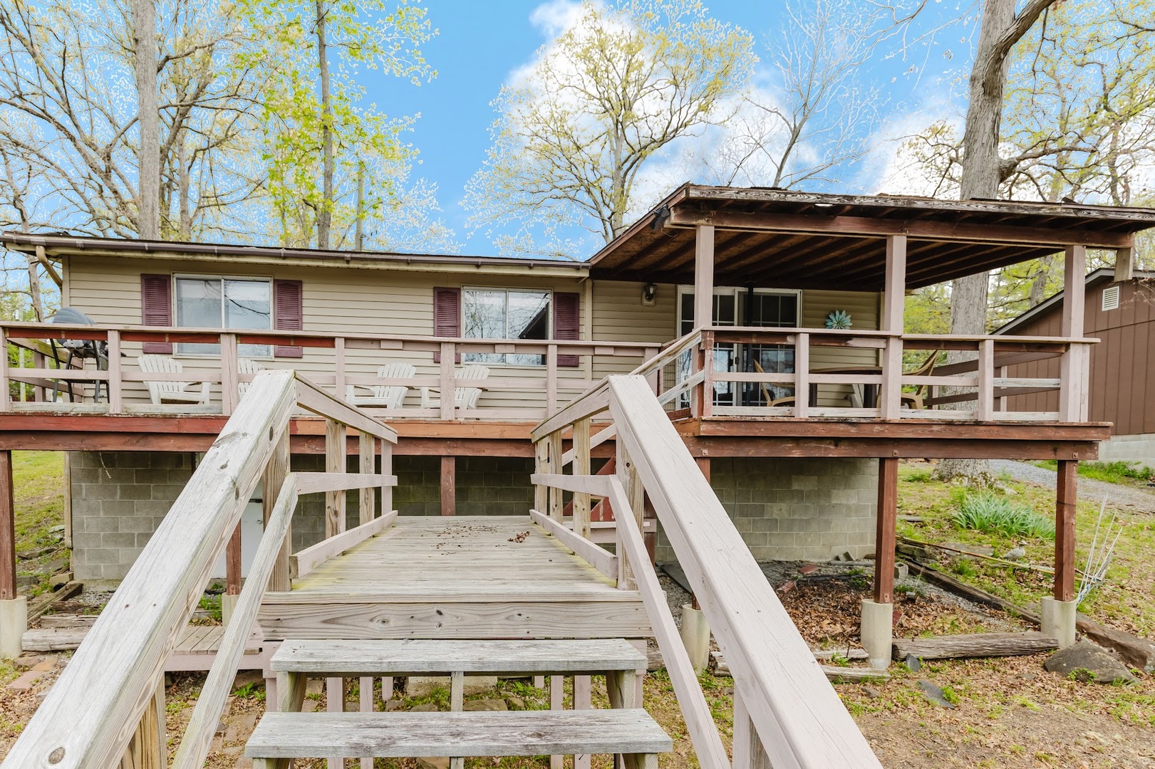 2380 Egyptian Hills Drive, Creal Springs, IL