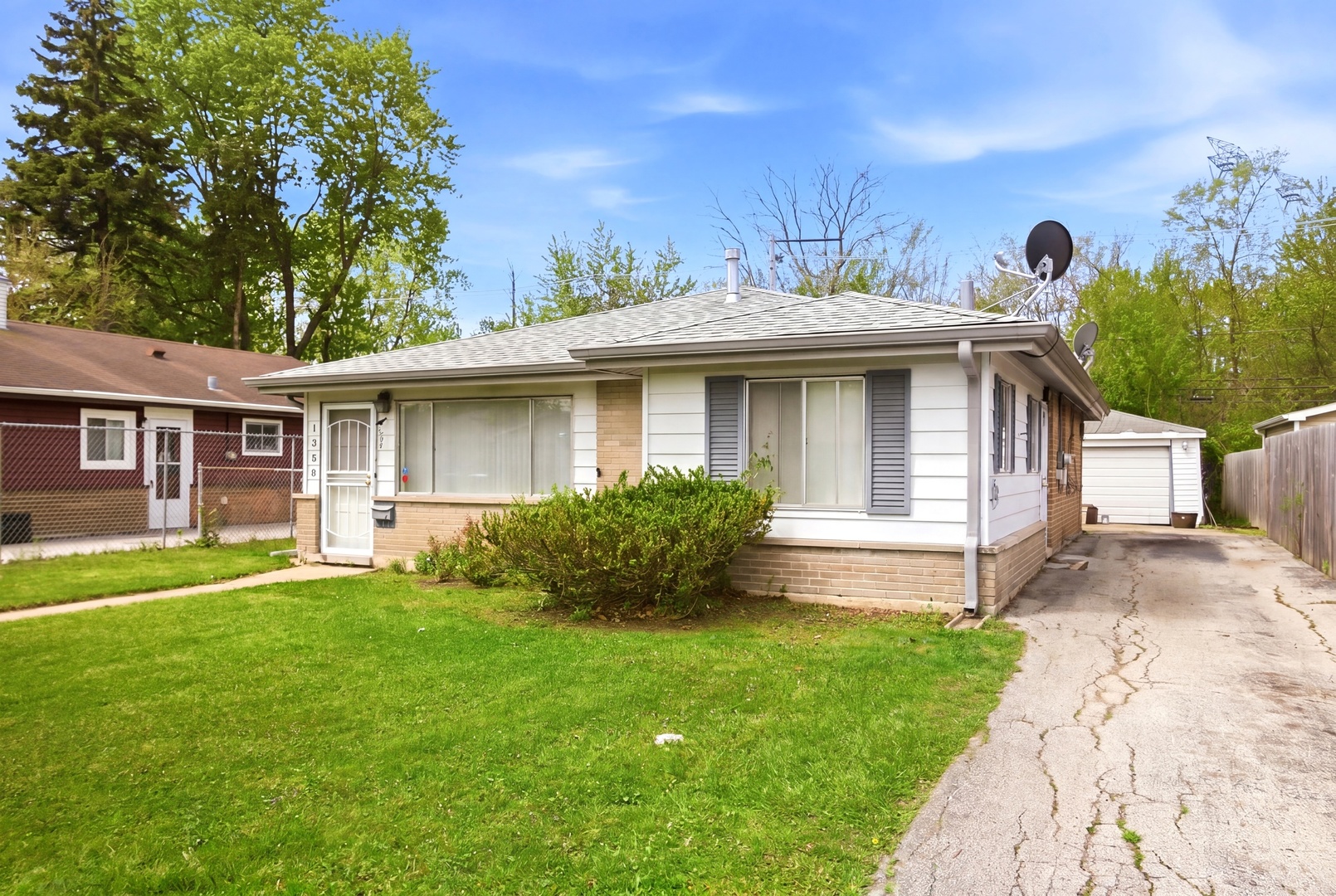 1360 Balmoral Avenue, Calumet City, IL