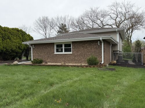7547 Blazer Avenue, Justice, IL