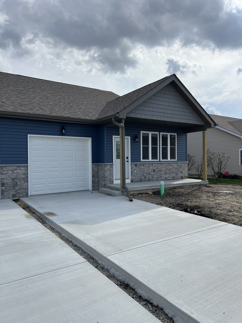 929 Covey Lane #B, Coal City, IL