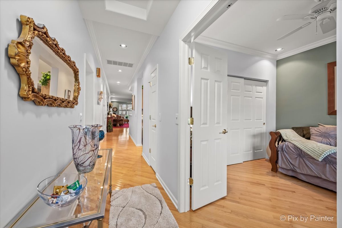 3221 Harness Lane, Grayslake, IL