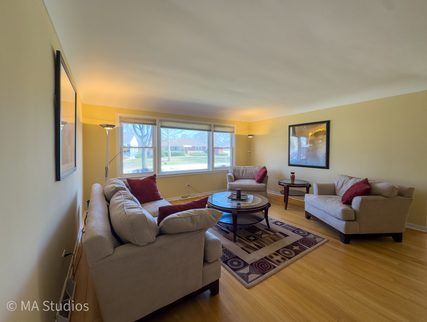 8912 Harms Road, Morton Grove, IL