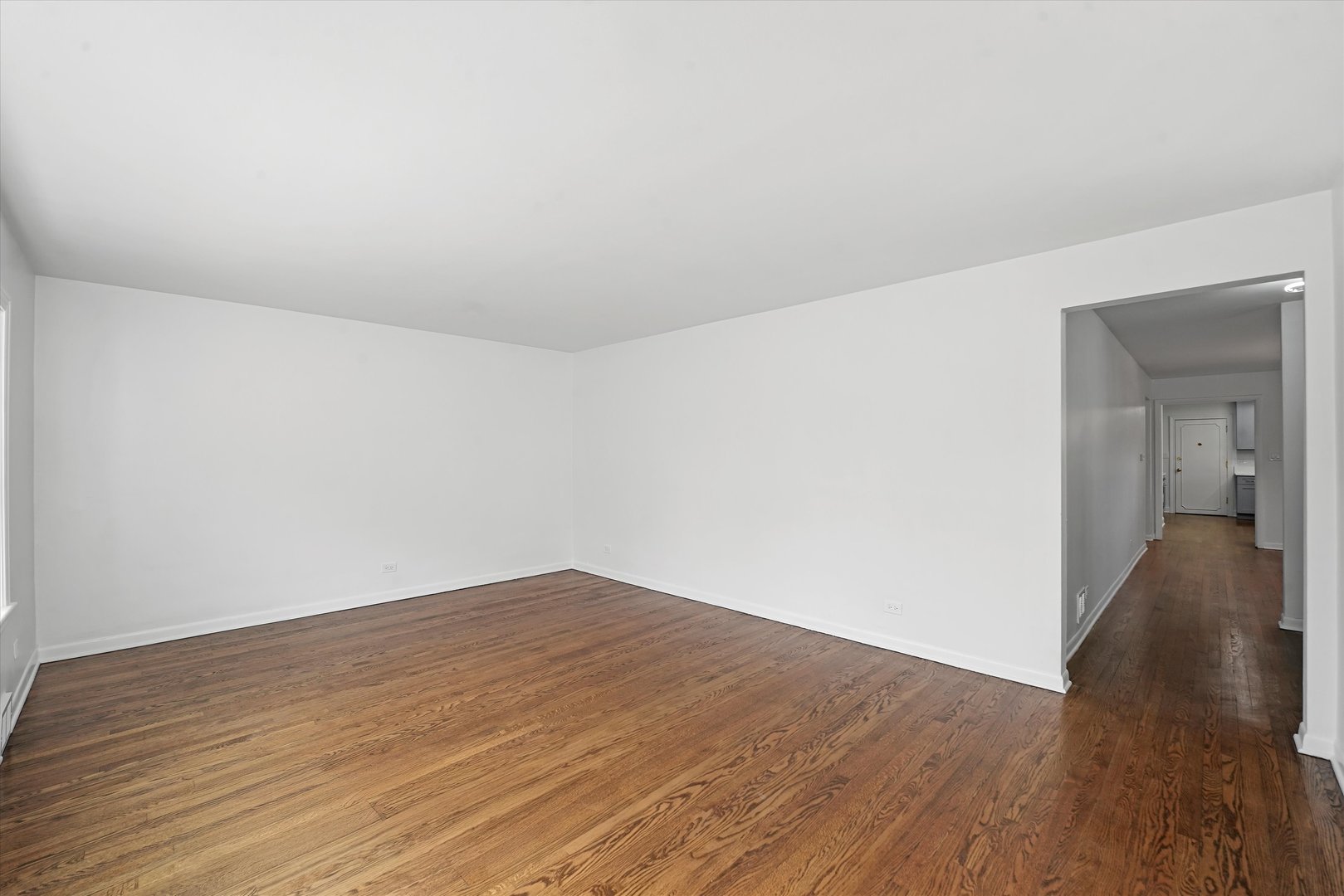 7056 N Rockwell Street #1, Chicago, IL