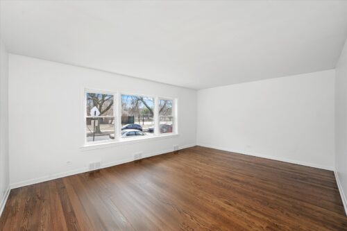 7056 N Rockwell Street #1, Chicago, IL