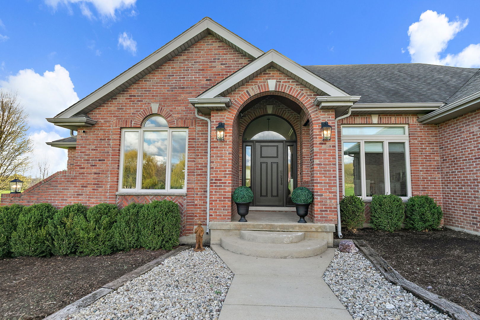 10703 Pebble Drive, Huntley, IL