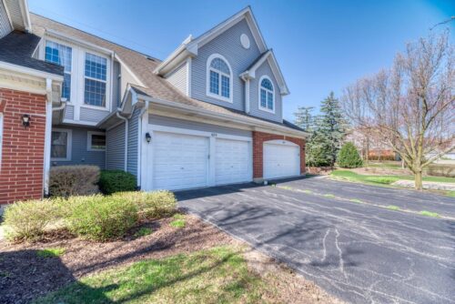 1679 W Ethans Glen Drive, Palatine, IL