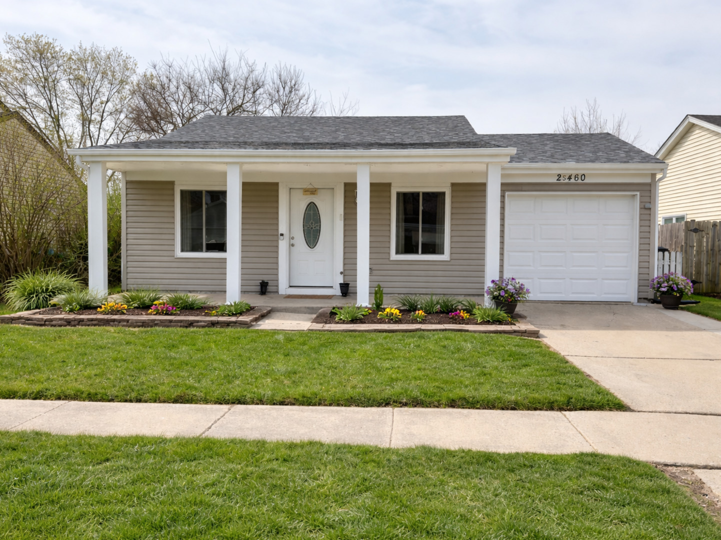 2S460 Cynthia Drive, Warrenville, IL