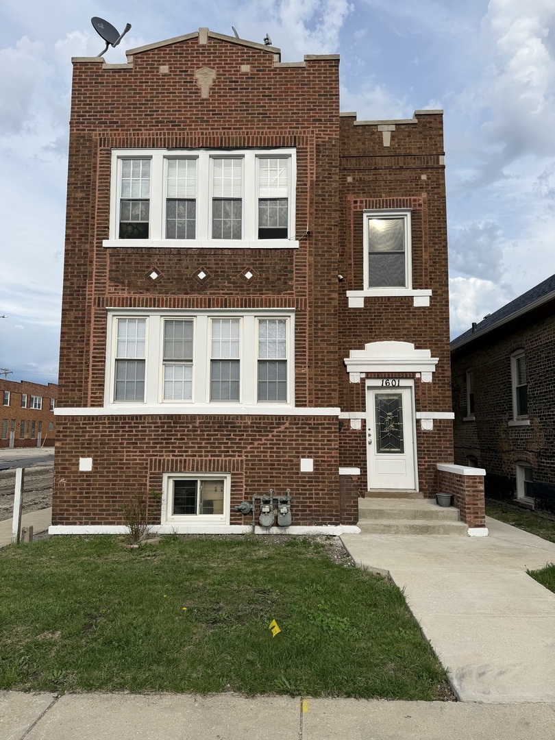 1601 S 48th Court, Cicero, IL