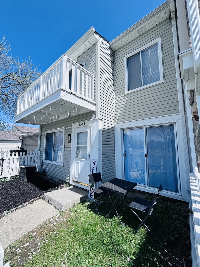 4542 Windsor Lane, Country Club Hills, IL