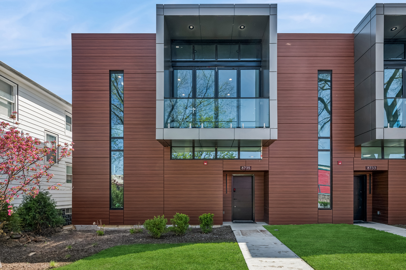 8735 Narragansett Avenue, Morton Grove, IL